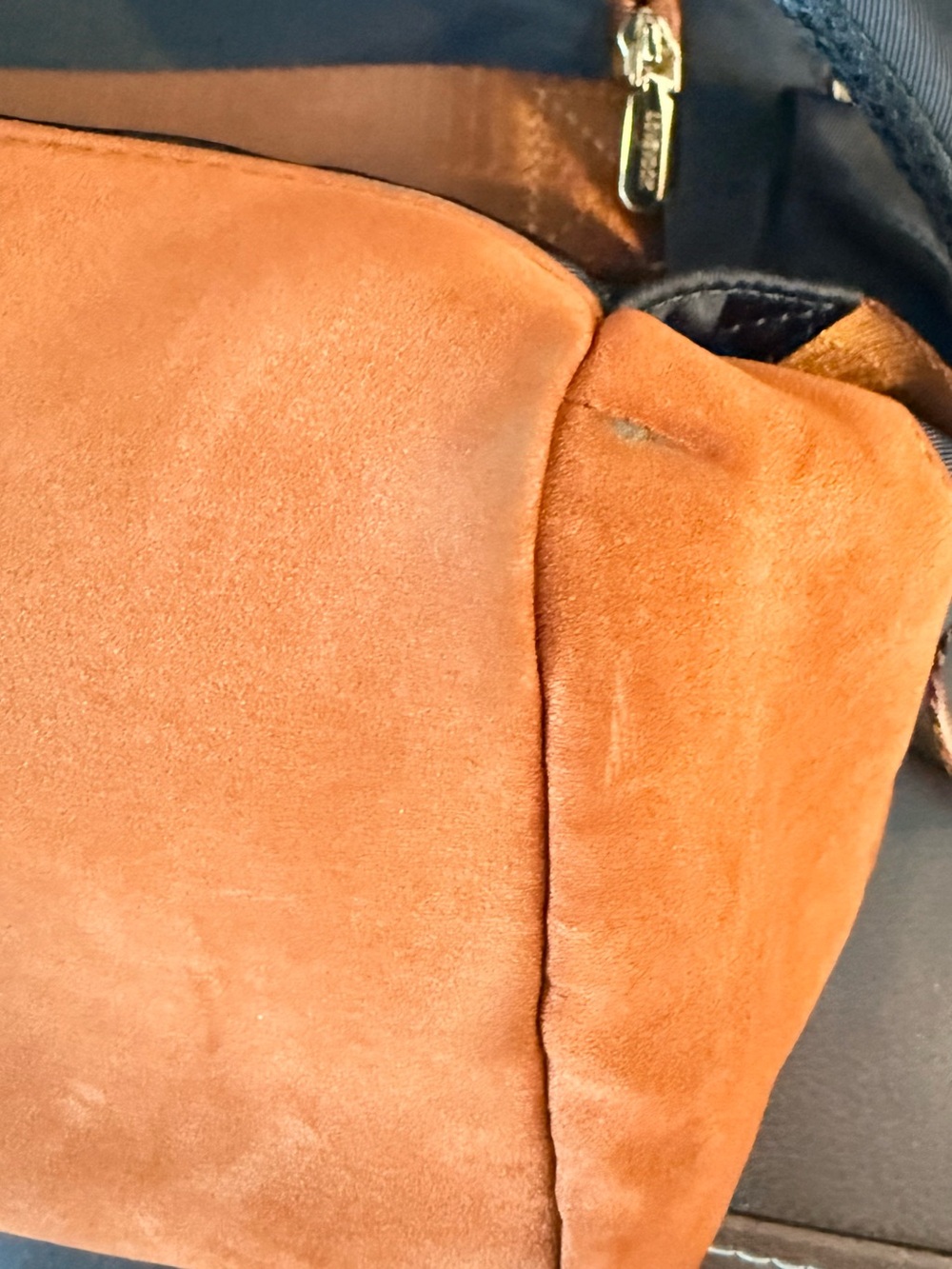 Lovevook 15.6 Black and Brown Backpack with charging station - Picture 8 of 11